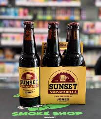 Jones Soda x Fallout Sunset Sarsaparilla 4-pack with four 355ml glass bottles featuring retro Fallout-themed labels.