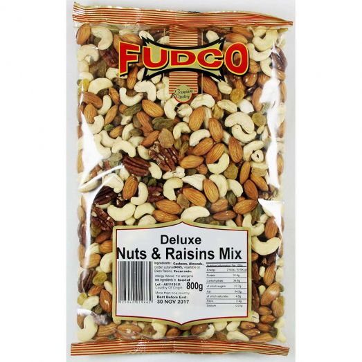 Fudco Deluxe Nuts & Raisins Mix available in 250g and 700g packs, featuring a premium assortment of peanuts, almonds, cashews, and sweet raisins for snacking and baking.