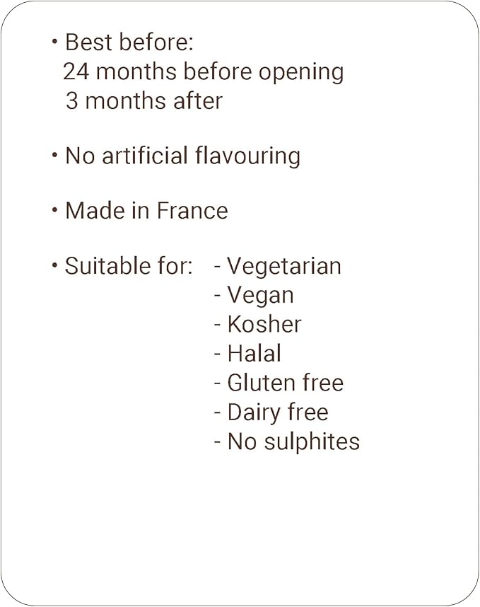 Monin Premium Chai Tea Concentrate bottle, 700ml, showcasing natural spices and rich flavor for chai lattes, iced drinks, and cocktails. Vegan-friendly and allergen-free.