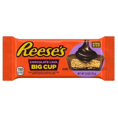 Reese’s Big Cup Chocolate Lava King Size (79g) – Close-up of the molten peanut butter filling oozing out from a thick milk chocolate shell.