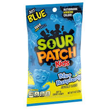 Sour Patch Kids Blue Raspberry – soft blue chewy gummies coated in sour sugar