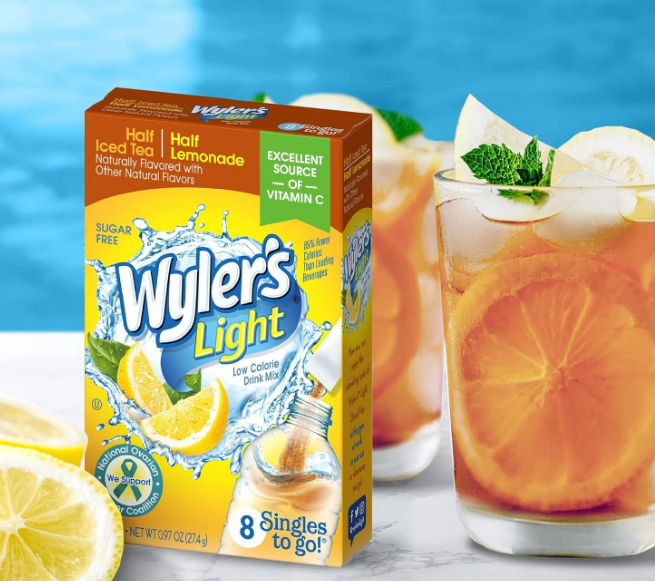 Wyler's Light Singles To Go Half Iced Tea Half Lemonade drink mix packets, showcasing individual servings for easy, on-the-go hydration with a refreshing iced tea and lemonade blend.