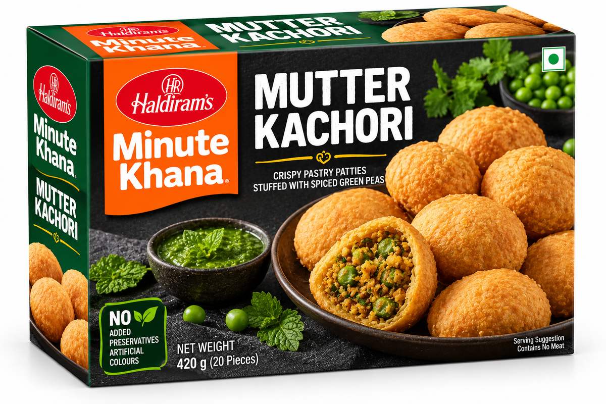 Haldiram’s Minute Khana Mutter Kachori 420g box featuring green, orange and black packaging, golden crispy kachoris filled with spiced green peas, fresh coriander, and green chutney.