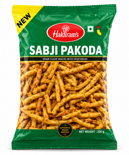 Haldiram Sabji Pakora 200g green snack packet displayed upright on a clean white background.